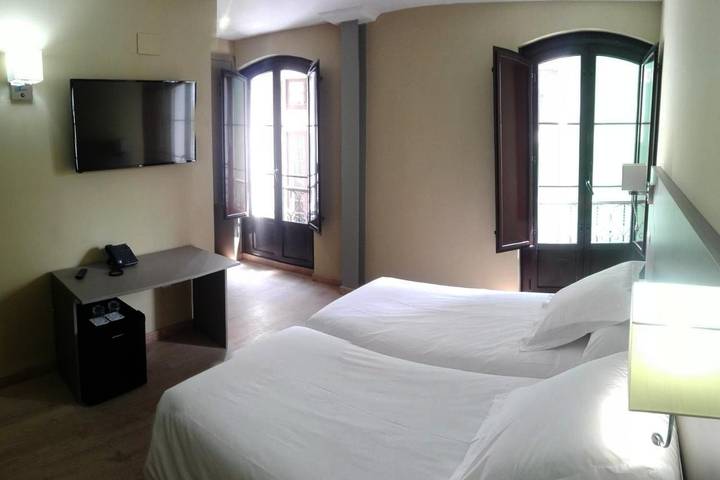 Apartamento para 2 personas, con Balcón y Vistas en Grado