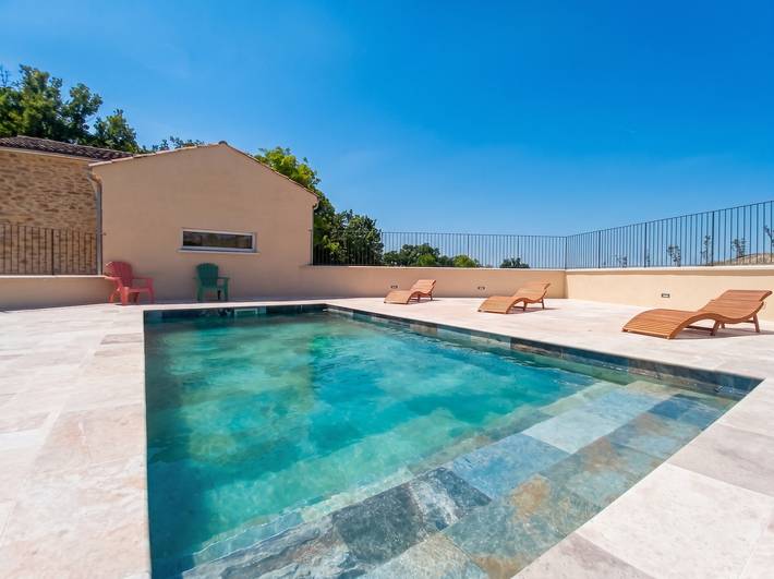 Location de vacances pour 6 personnes à Divajeu