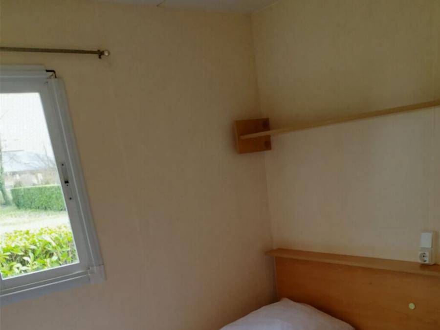 Camping Del Padel - Mobilhome 4 personnes - Mobil Home 2 Chambres 4 Personnes in Les Avenières, Région de La Tour-du-Pin