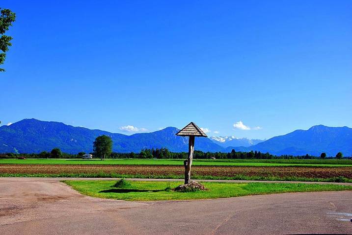 Ferienwohnung für 4 Personen, mit Garten und Ausblick, mit Haustier