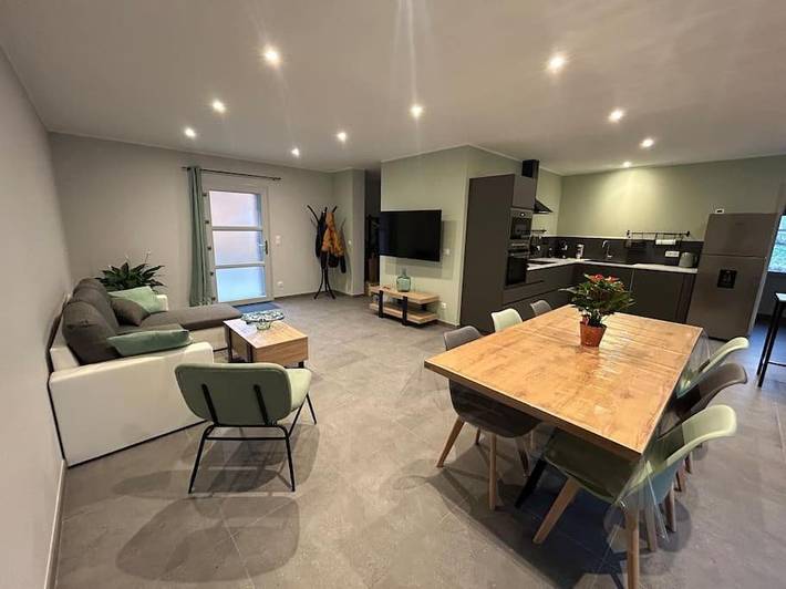 Gîte pour 7 personnes, avec terrasse ainsi que jardin et vue dans Vaudrey