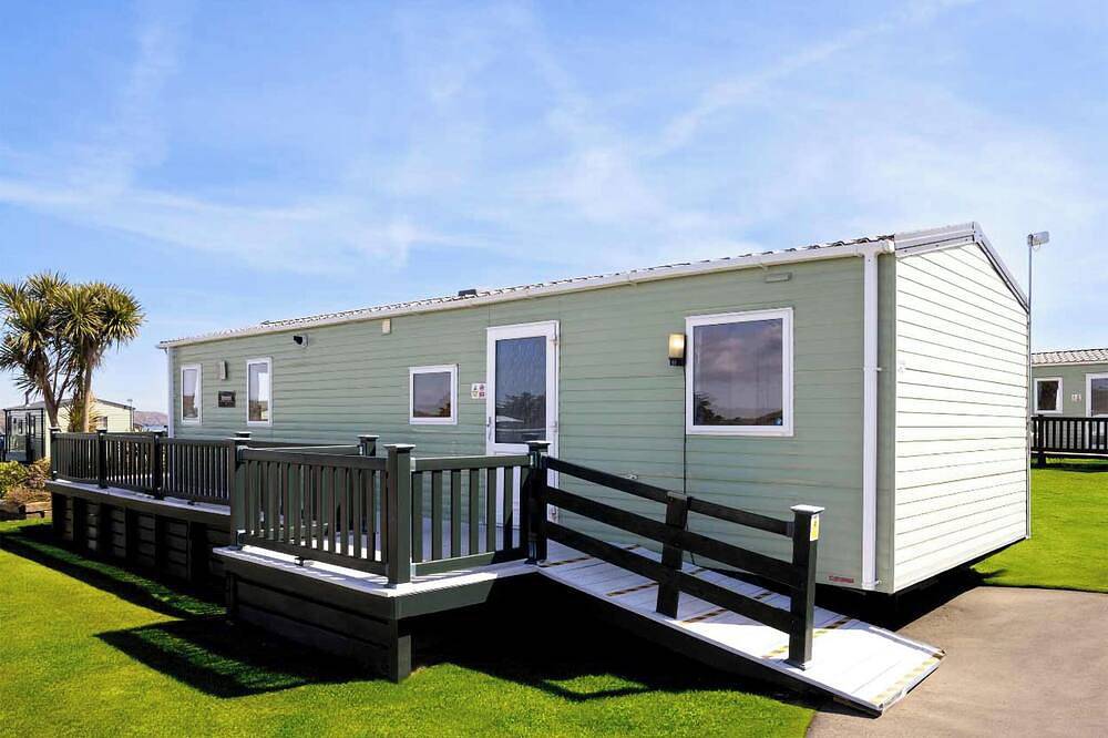 Gold Accessible with parking in Nairn, Highlands