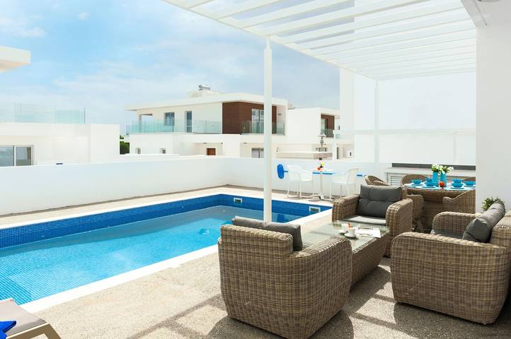 Villa für 6 Personen, mit Pool und Balkon sowie Garten in Ayia Napa - 4