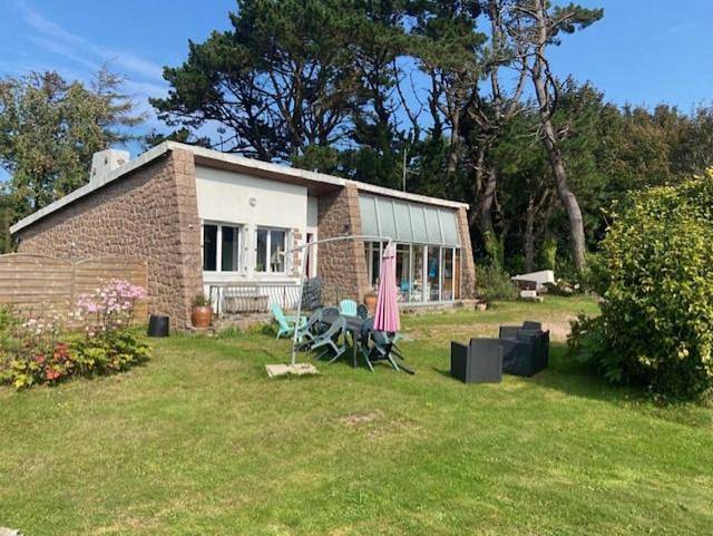 Parenthèse Océane Suite calme 1 ou 2 chambres entre bois et mer in Perros-Guirec, Côte de Granit Rose