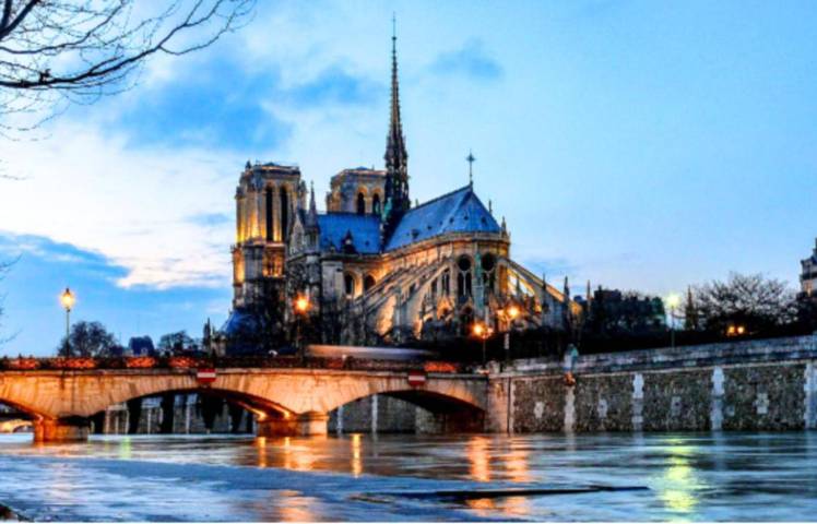 Gîte pour 6 personnes, avec terrasse et vue dans Paradis Latin