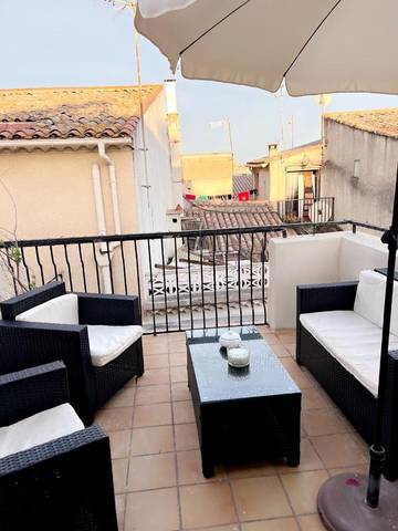 Gîte pour 4 personnes, avec vue et terrasse à Tourbes
