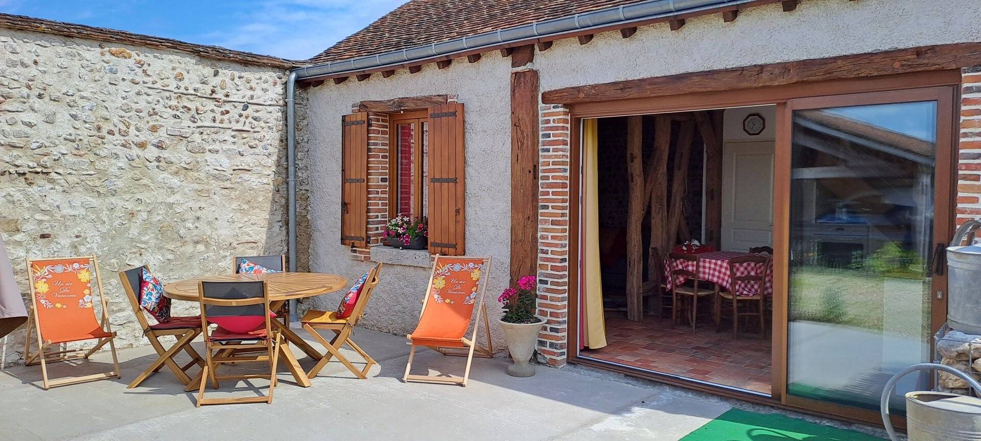 Gîte « L'air De Vacances » con terraza privada y Wi-Fi in Bonnée, Valle del Loira
