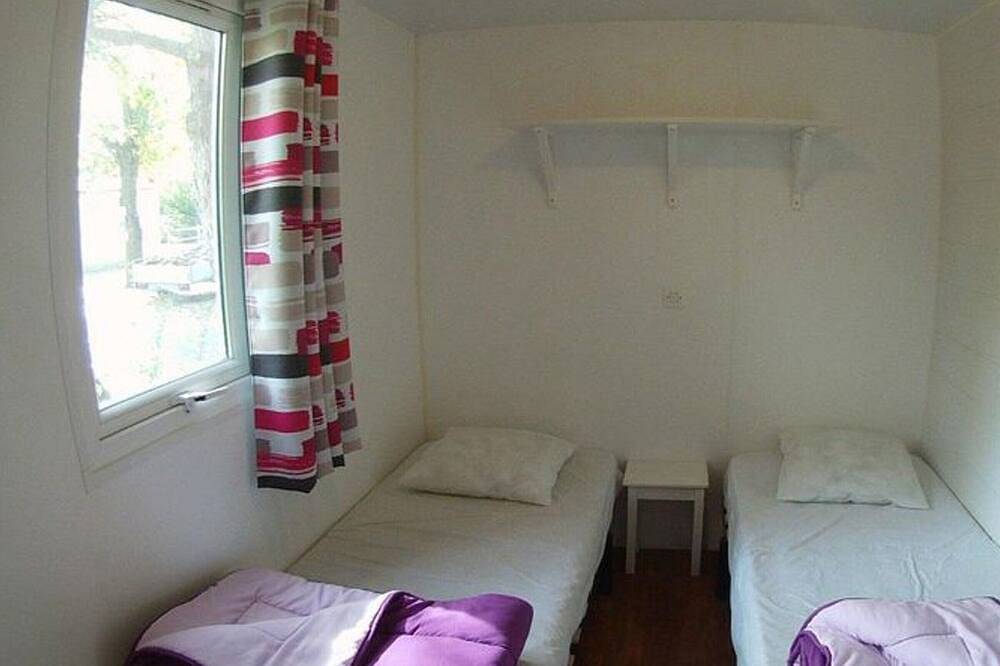 Mobil-home confortable avec terrasse in La Mothe-Achard, Vallée de la Loire