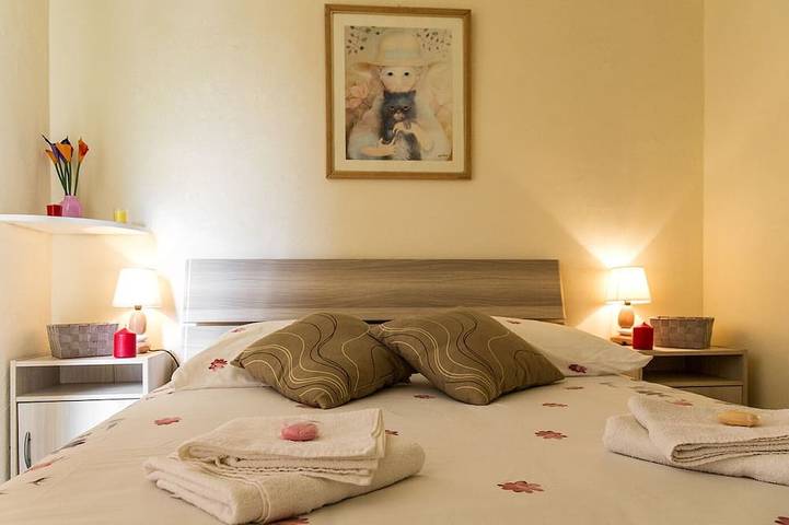 Gîte pour 6 personnes, avec jardin et terrasse à Sotta - 3