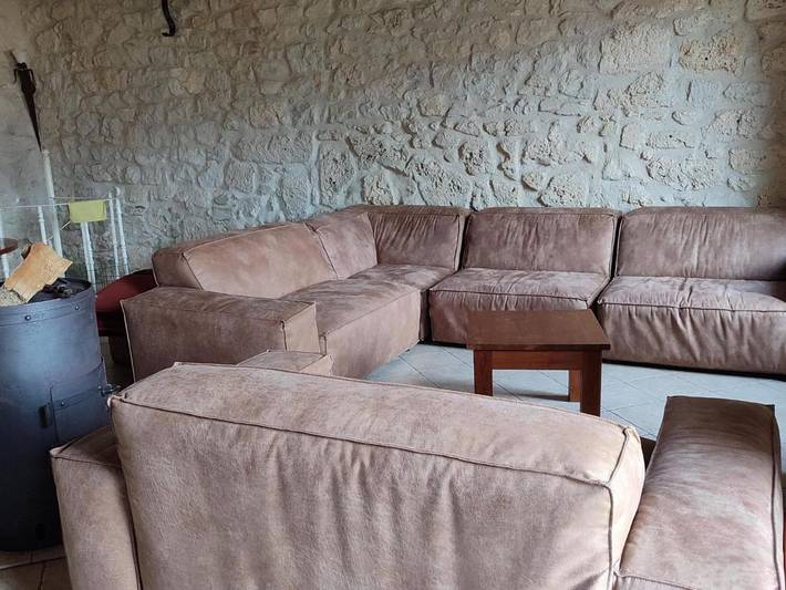 Gîte pour 6 personnes, avec jardin ainsi que terrasse et piscine à Serrières-en-Chautagne - 4