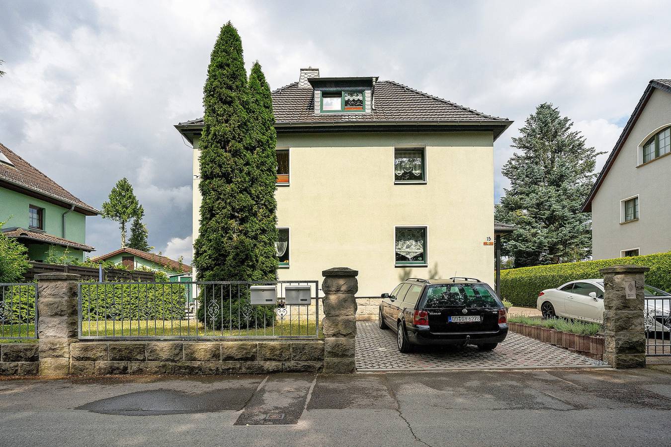 Ganze Wohnung, Ferienwohnung Demmler/Stegel" mit separater Terrasse, Garten und Wlan in Pirna, Elbsandsteingebirge