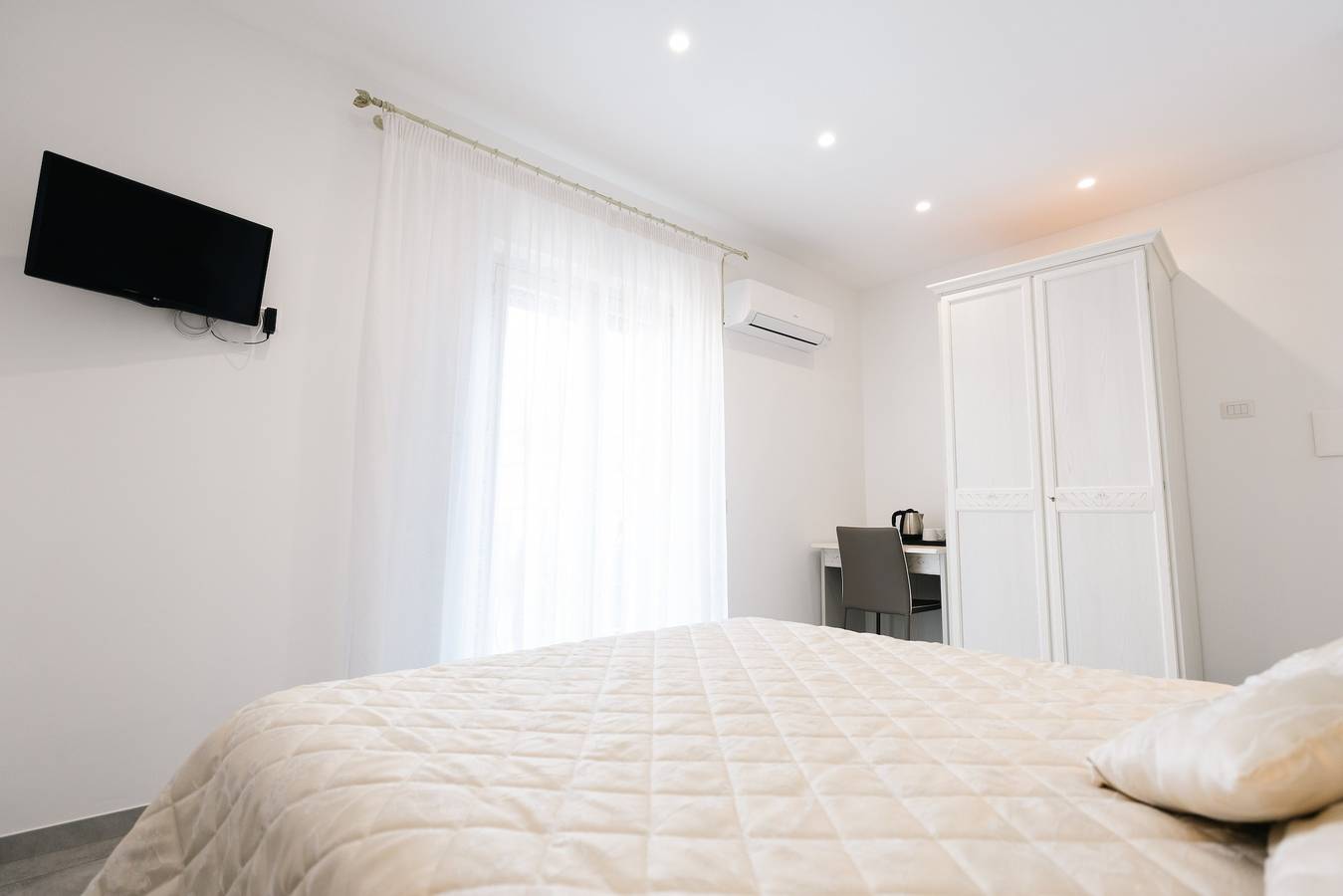 Amaranto Rooms - Il Sentiero Delle Fonti con vista montagna, Wi-Fi e aria condizionata in Pianillo, Agerola