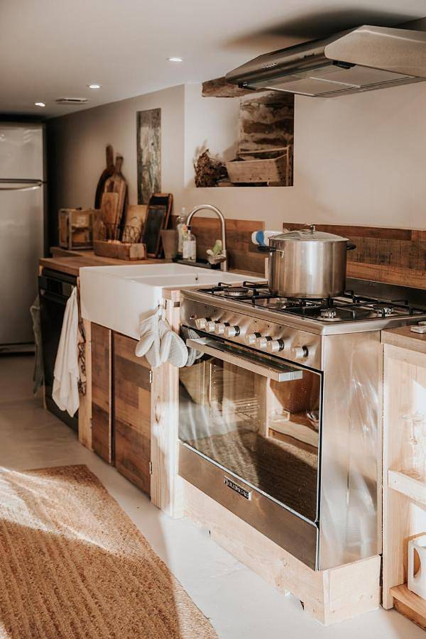 Location de vacances pour 8 personnes, avec Terrasse et Jardin ainsi que Piscine et Vue à Jumilhac-le-Grand - 4