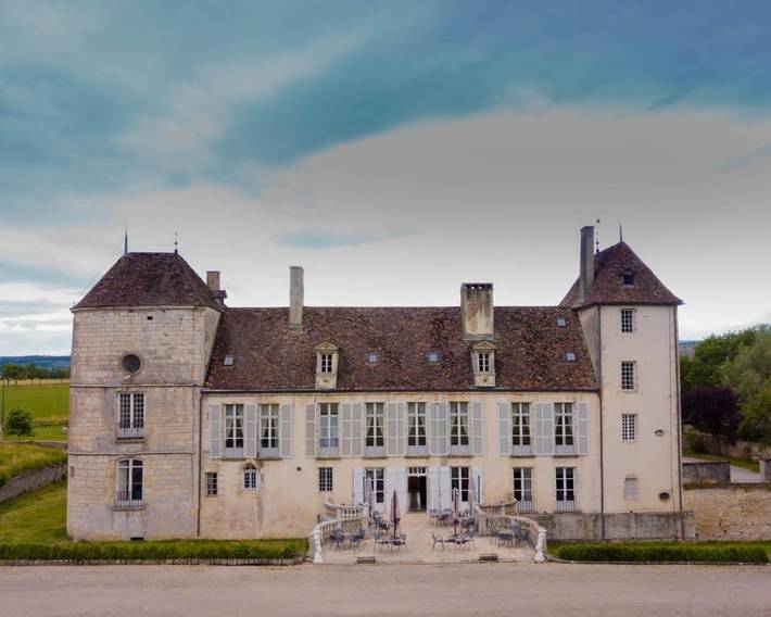 Gîte pour 2 personnes, avec terrasse et piscine à Boncourt-le-Bois