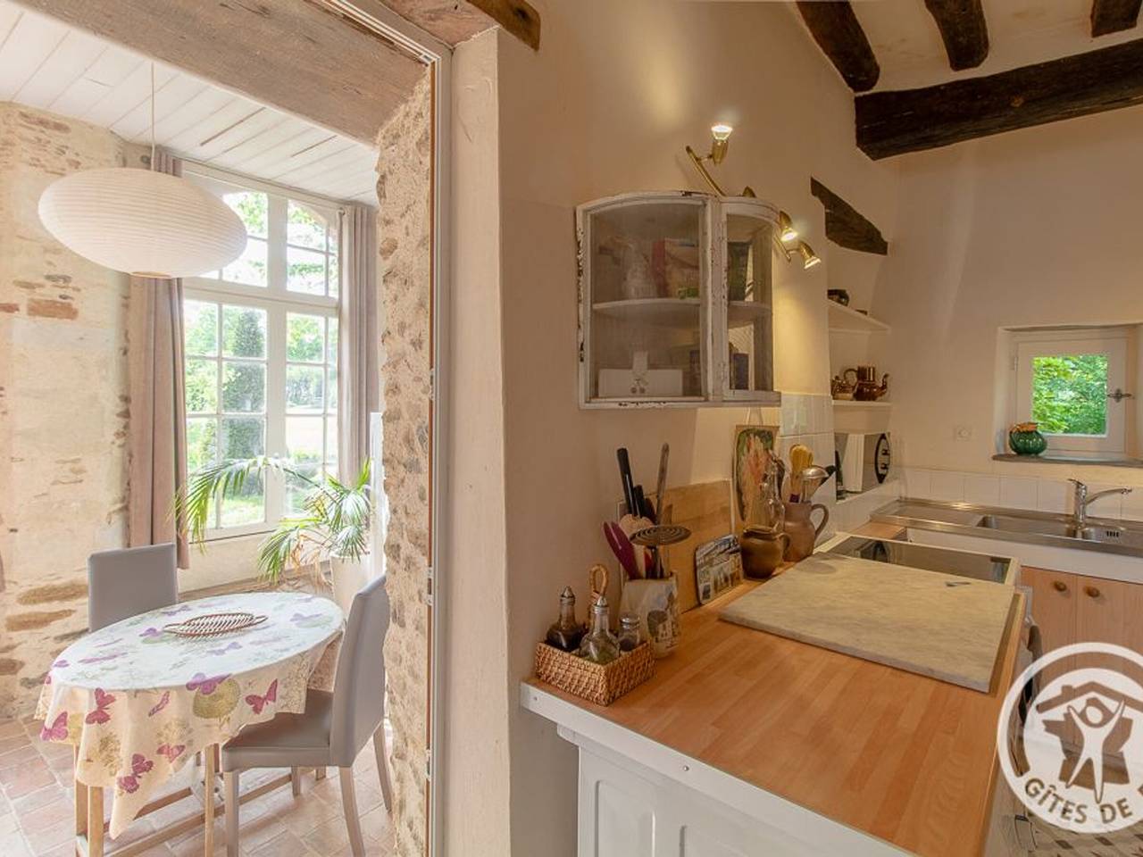 Charmant gîte familial avec parc, près des vignobles, à 30 min d’Angers - Confort et cadre raffiné. in Rochefort-sur-Loire, Vallée de la Loire