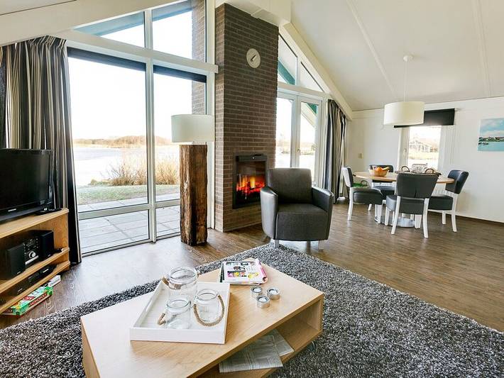 Lodge voor 2 personen, with tuin and sauna as well as zwembad in Drenthe