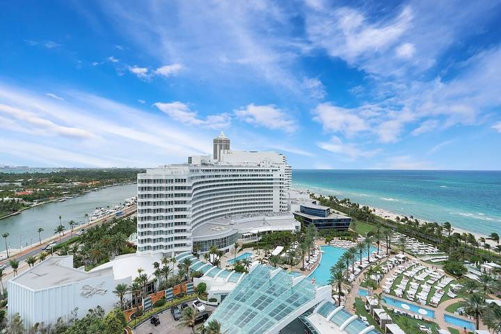 Vacation home for 4 people, with yard and balcony as well as pool in Miami Beach