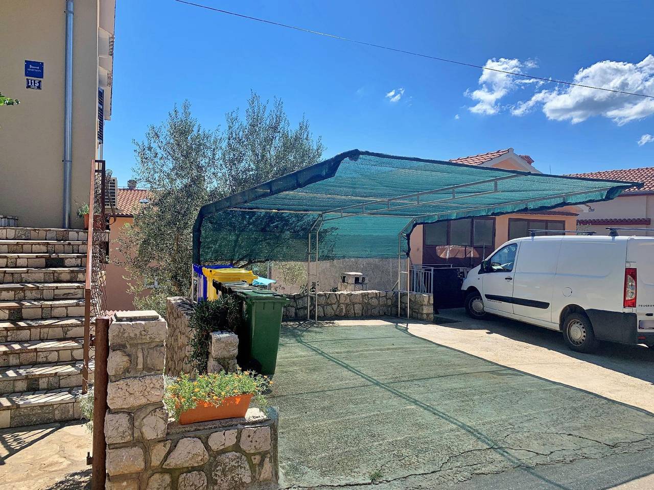 Ganze Ferienwohnung, Apartment Santic -Meerblick, Haustiere erlaubt in Cizici, Krk