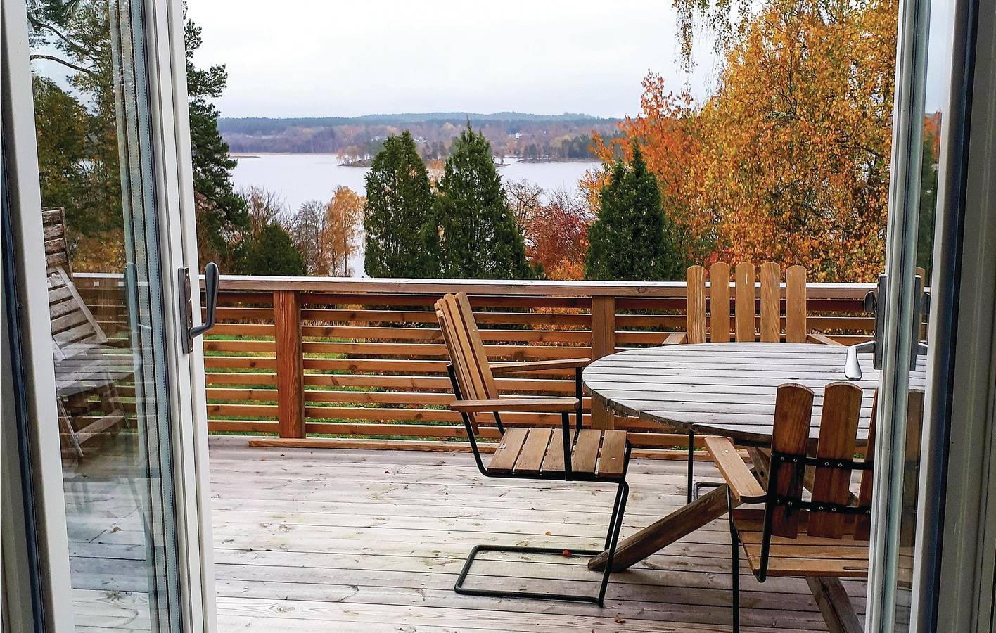 Ferienhaus für 4 Personen mit Terrasse in Starkeryd, Linnesjön