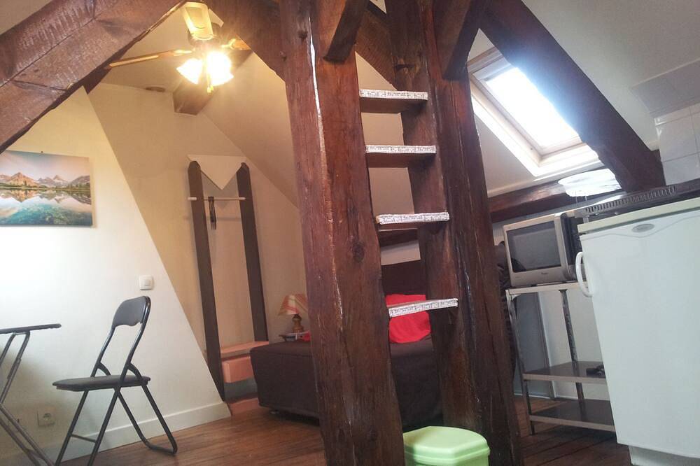 Entire apartment, Studio in Trouville sur Mer in Trouville-sur-Mer, Lisieux region
