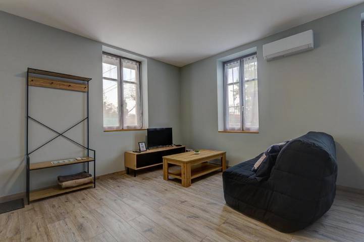 Gîte pour 4 personnes, avec terrasse dans Centrale nucléaire du Bugey - 3