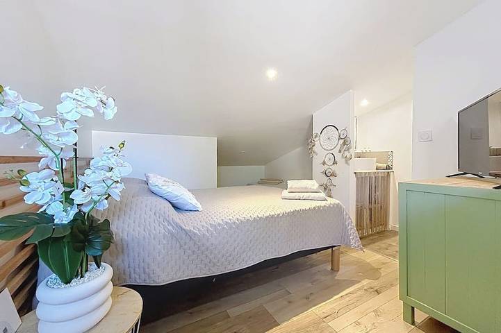 Appartement entier, Le Jasmin Votre petit cocon au cœur de la Provence in Trans-en-Provence, Région de Draguignan