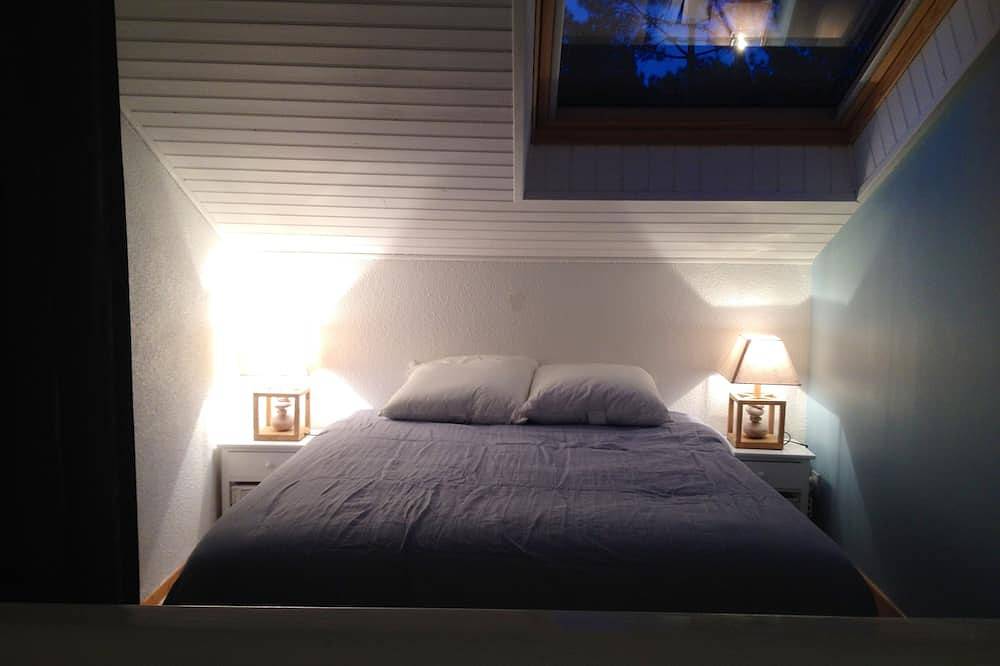 Villa avec piscine & prestations hotelières (linge de lit & de toilette, Wifi,). in Lacanau Ocean, Lacanau