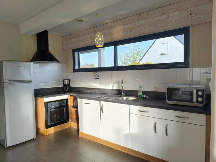 Gîte pour 6 personnes, avec terrasse et piscine ainsi que sauna et jardin à Erquy - 4