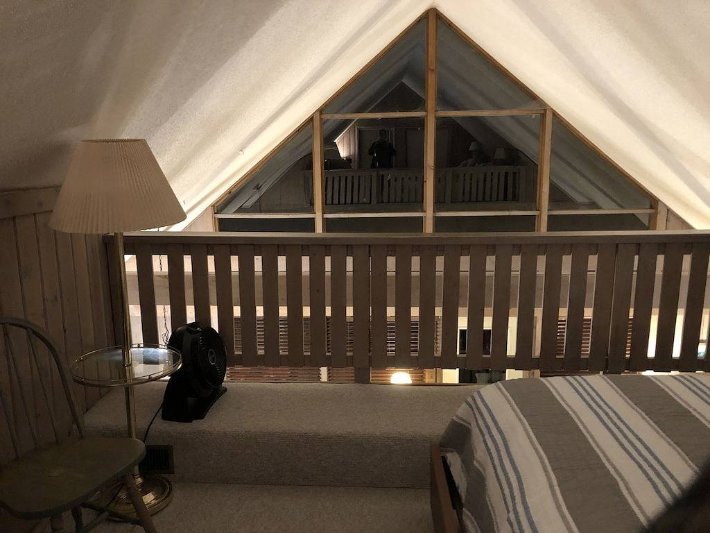 Ganze Wohnung, Schöne, malerische Keowee Key Wohnung mit Blick auf den Golfplatz! in Lake Keowee