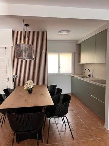 Gîte pour 9 personnes, avec jardin et vue à Arguedas
