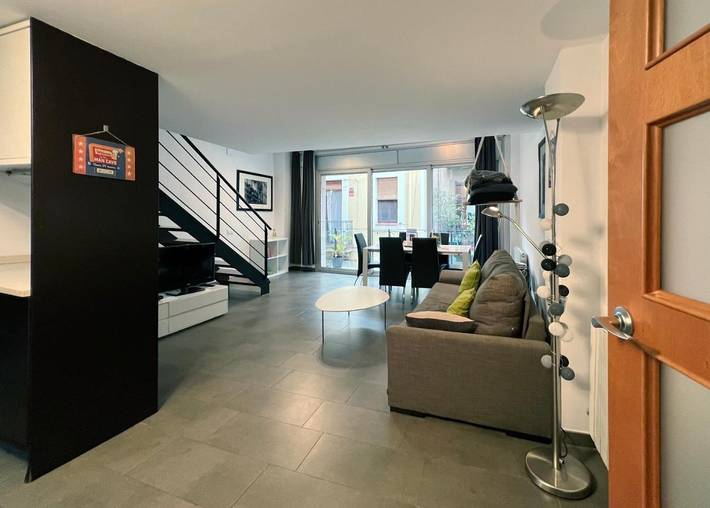 Appartement de vacances pour 4 personnes, avec jardin et terrasse ainsi que vue et piscine - 1