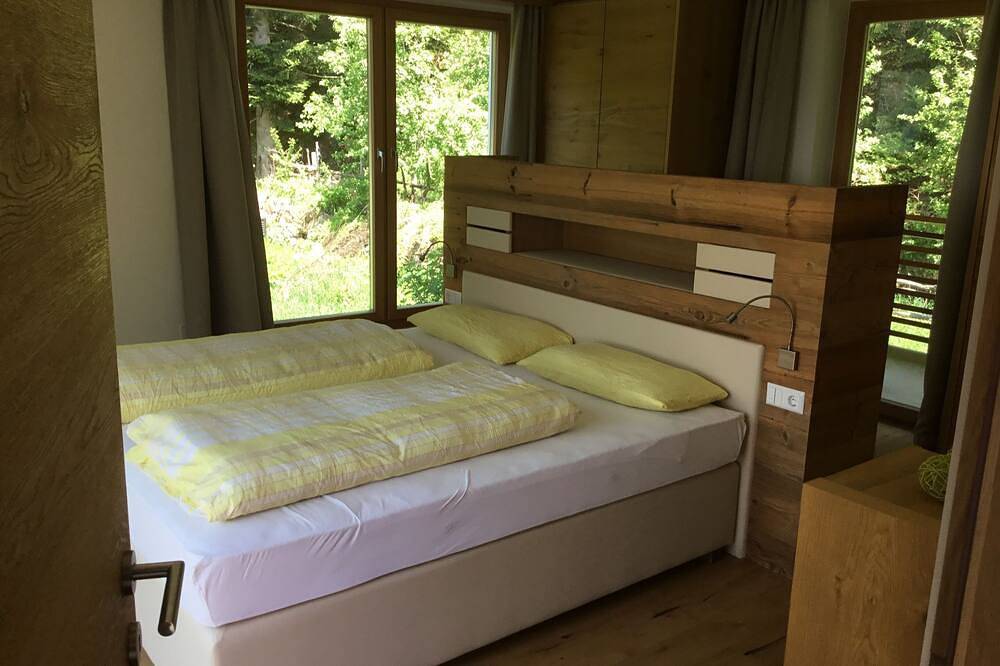 Ganze Wohnung, Apartment Franzn- Sonnige Alleinlage in den Dolomiten in Deutschnofen, Eggental