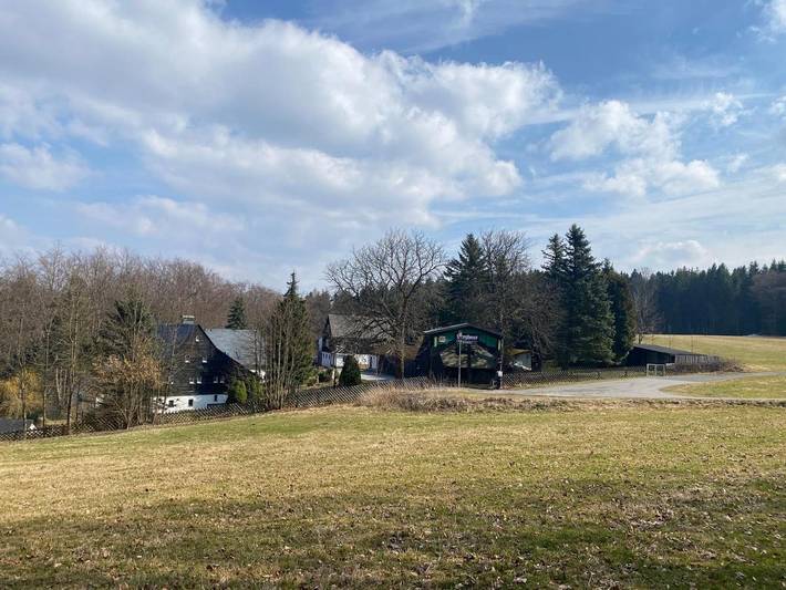 Lodge für 3 Personen, mit Terrasse und Garten sowie Ausblick in Marienberg