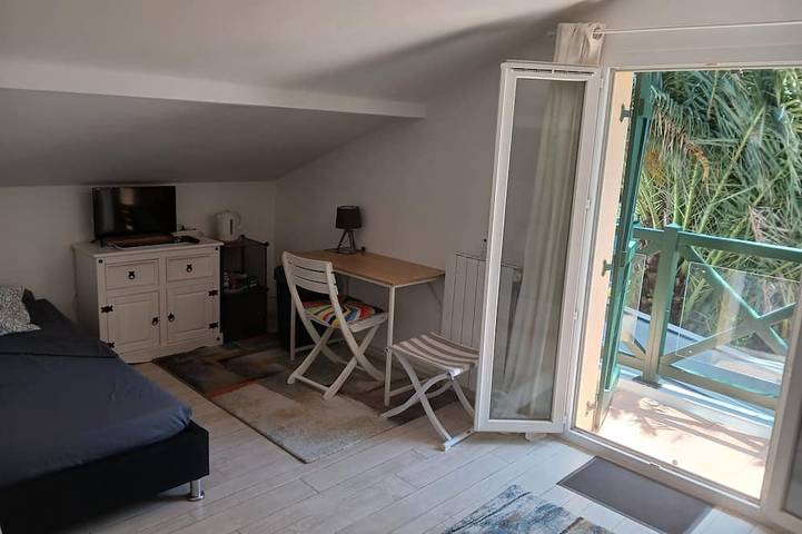 Private bedroom with private bathroom in a private home in Anglet in Anglet, Bayonne und Umgebung