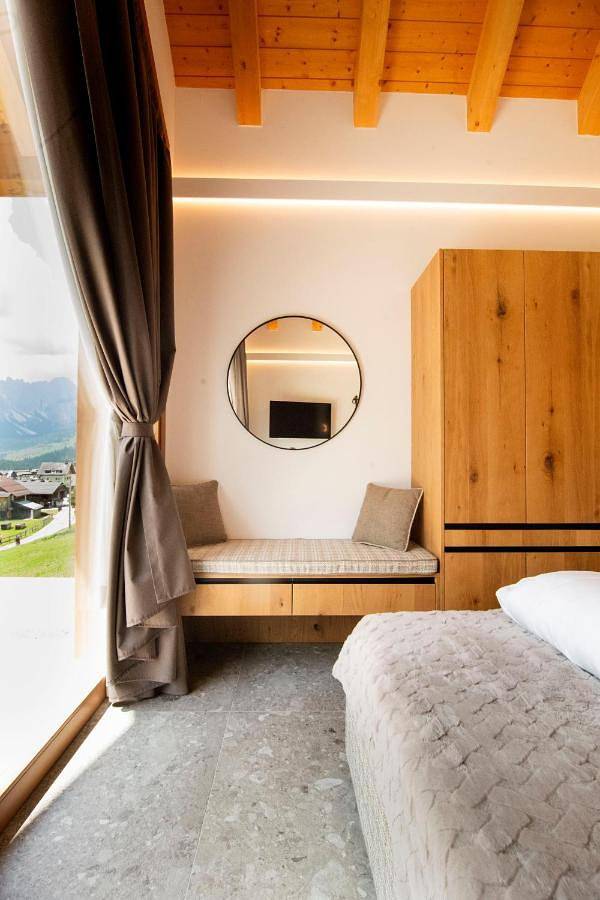 Location de vacances pour 4 personnes, avec jacuzzi ainsi que sauna et jardin à Sappada - 3