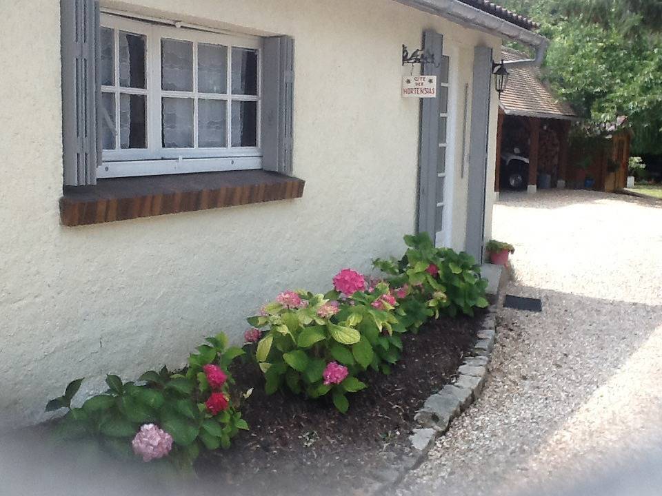 Gîte Les Hortensias in Mareil-le-Guyon, Parc naturel régional de la Haute Vallée de Chevreuse