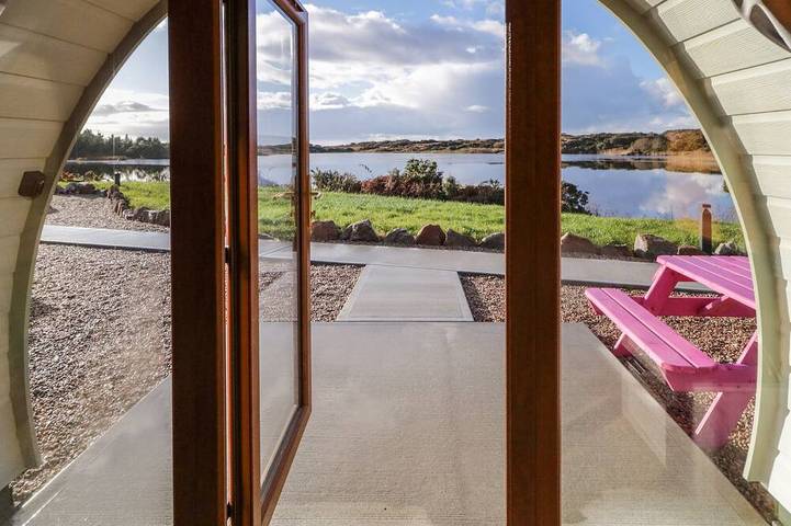 Log cabin for 3 people, with terrace in County Donegal