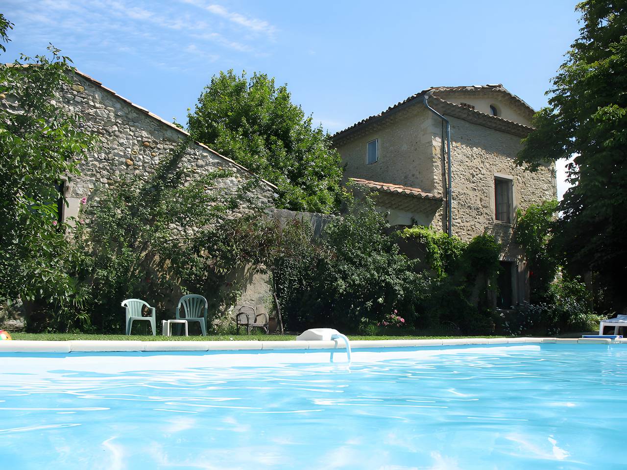 Habitación Pêche con piscina y jardín in Sauzet, Región de Nyons