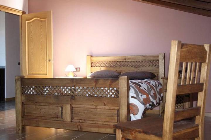 Casa de vacaciones para 14 personas, con terraza además de jardín y vistas en Navarra - 4