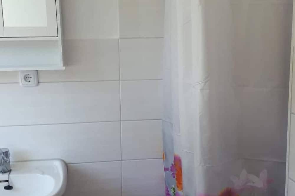 Schwarz in Schwarz, Mecklenburgische Seenplatte