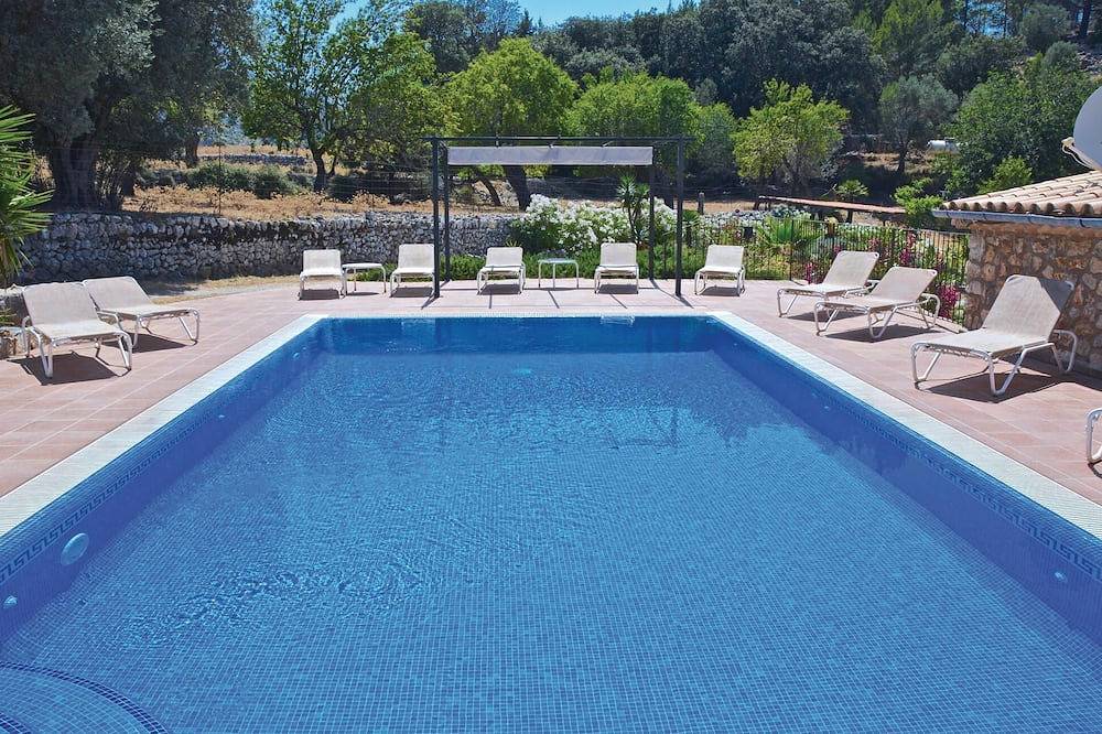 Awesome home in Estellencs in Estellenchs, Mallorca Oeste