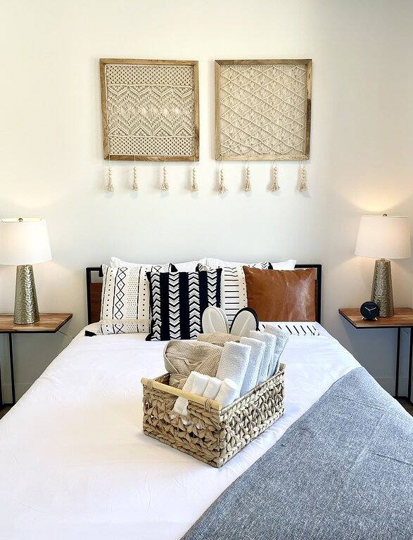 Ganze Wohnung, Queen Studio w/ Pool + Gym Near Nyc & Metlife in Union County