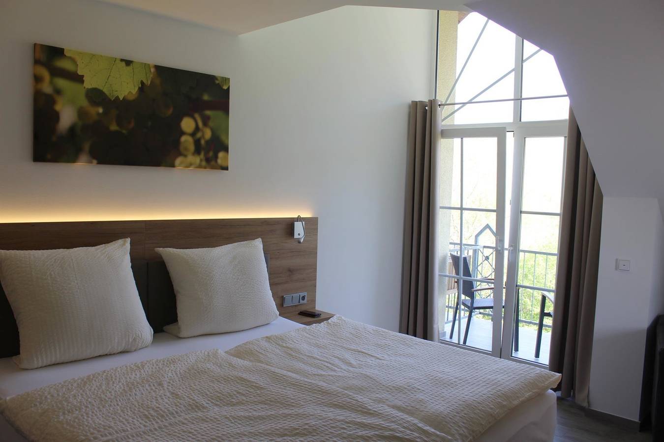 Ganze Ferienwohnung, Ferienweingut Hansjosten in Longuich, Moseleifel