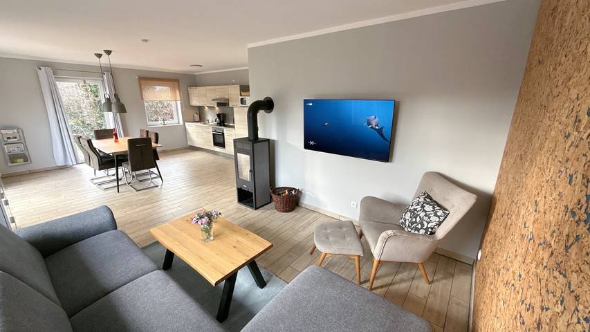 Ferienhaus für 6 Personen, mit Sauna und Garten sowie Pool in Burg auf Fehmarn und Umgebung