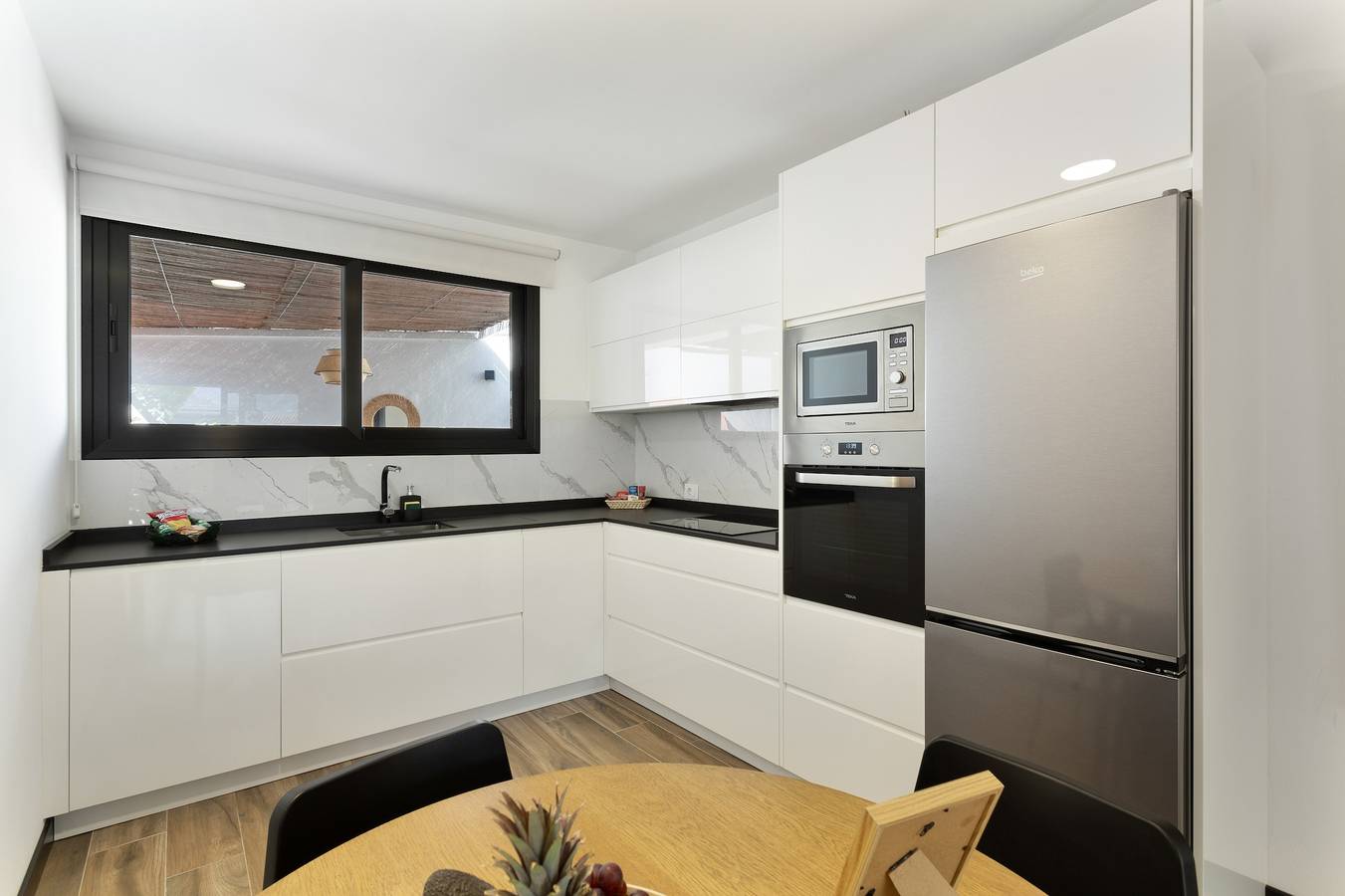 Vakantiehuis 'Rincón De La Fontana' met Uitzicht op de Bergen, Wifi en Airconditioning, foto 11