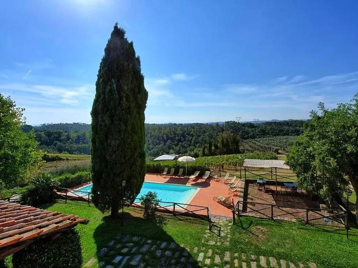 Villa per 16 persone, con Giardino e Piscina a Montelupo Fiorentino