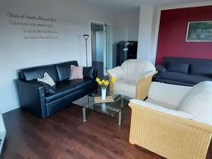 Ferienwohnung für 5 Personen, mit Ausblick und Garten sowie Balkon, kinderfreundlich in Kollmar - 3