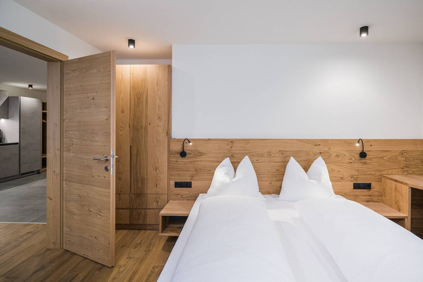 Appartamento intero, Appartamento Kuenz Dolomites 5' con vista sulle montagne, giardino e Wi-Fi in Versciaco, San Candido