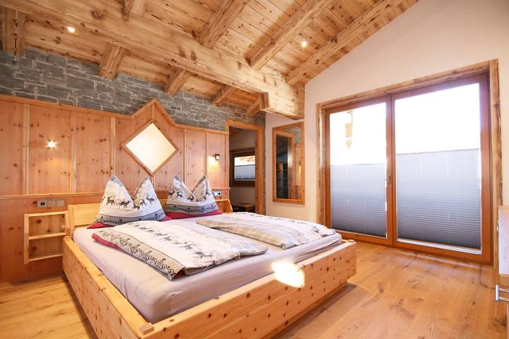 Ganze Ferienwohnung, * Appartement und Zimmer für bis zu 4  Personen in Neukirchen am Großvenediger, Pinzgau
