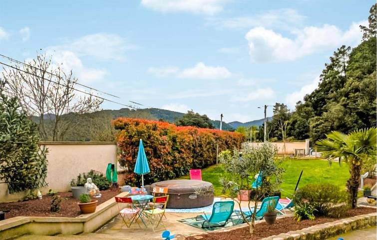 Location de vacances pour 10 personnes, avec jacuzzi à Saint-Fortunat-sur-Eyrieux - 3